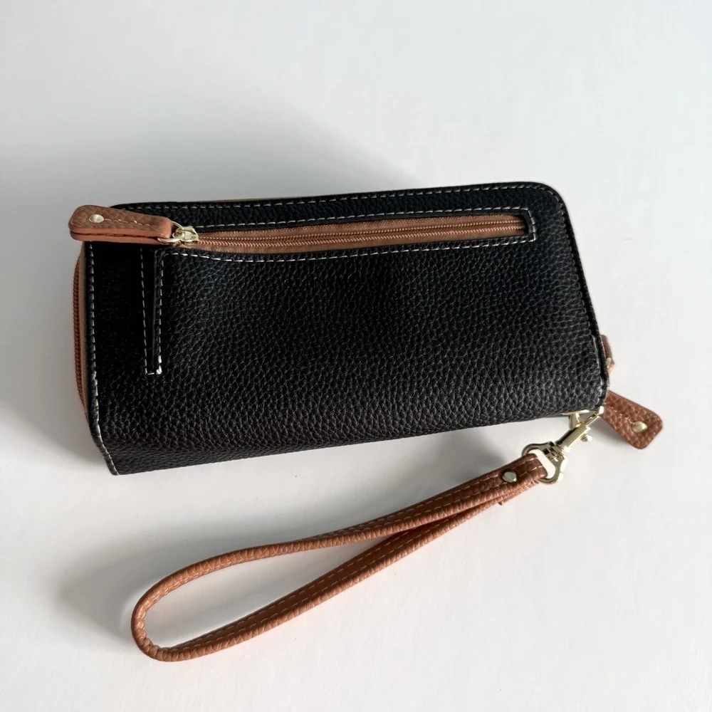 Stone Mountain Pebble Leather Wristlet Wallet Black Brown Zip Closure SZ Large